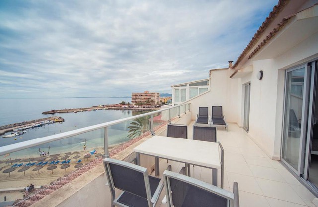 Apartamentos Embat