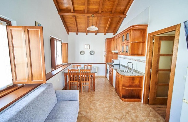 APARTAMENTOS JESUS
