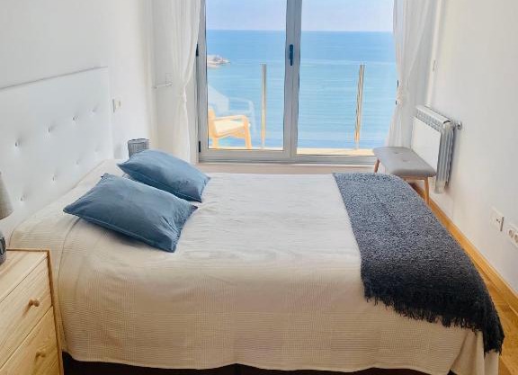 Apartamentos LAMAROSA - DELUX -PARKING-