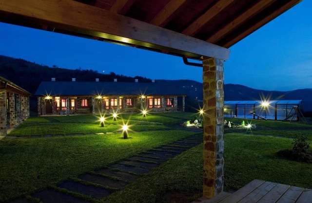 Apartamentos Rurales El Fresnu