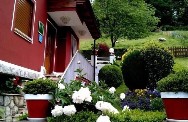 Apartamentos Rurales Huerta Carúa for 2 people