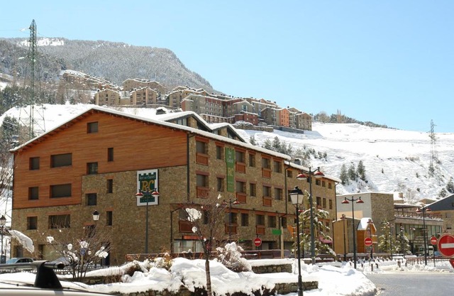 Apartamentos Turísticos Roc Del Castell