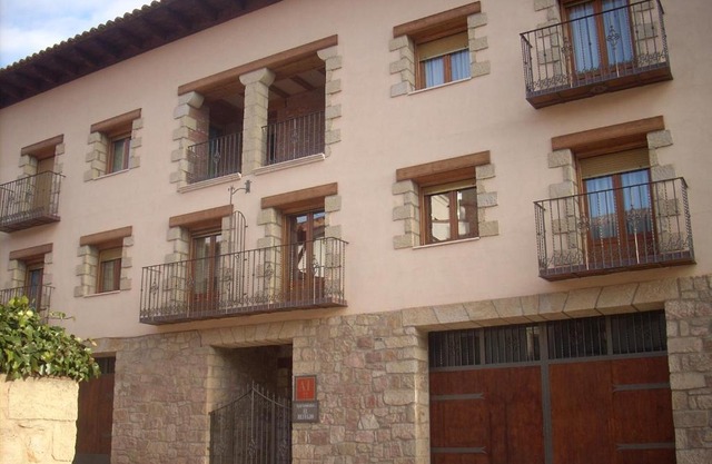 Apartamentos Turisticos El Refugio