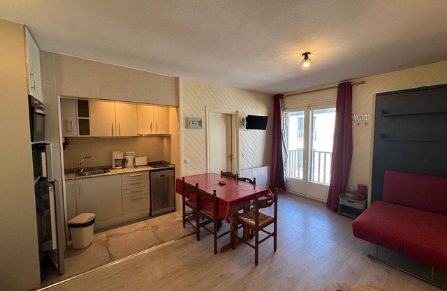 Apartaments Moblats Pas - appartements 1 chbr 4/5 pers