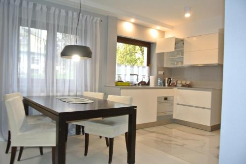 Apartamenty Centrum- Kochanowskiego -dawniej two-bedroom Apartment