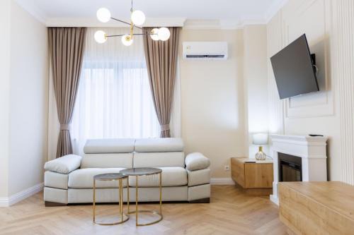 ApartButterfly