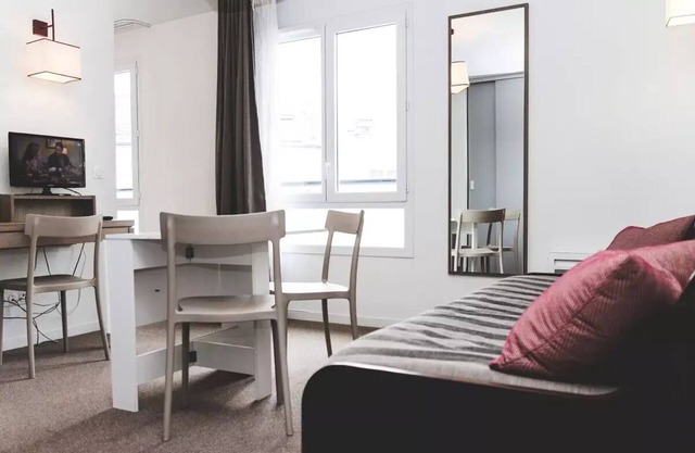 Aparthotel Quimper - Large Studio 4 People