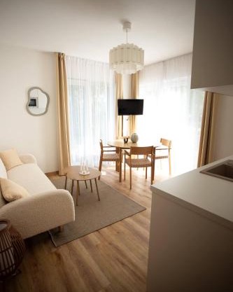 Apartmán se soukromou zahradou u břehu Lipna