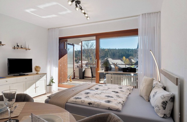Apartment 'Fw Moonlight Mit Sauna, Schwimmbad' with Mountain View, Balcony and Wi-Fi