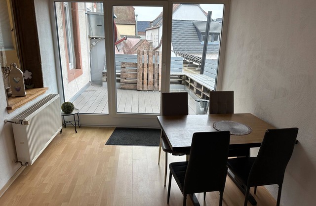 Apartment '9' with Private Terrace, Shared Garden and Wi-Fi