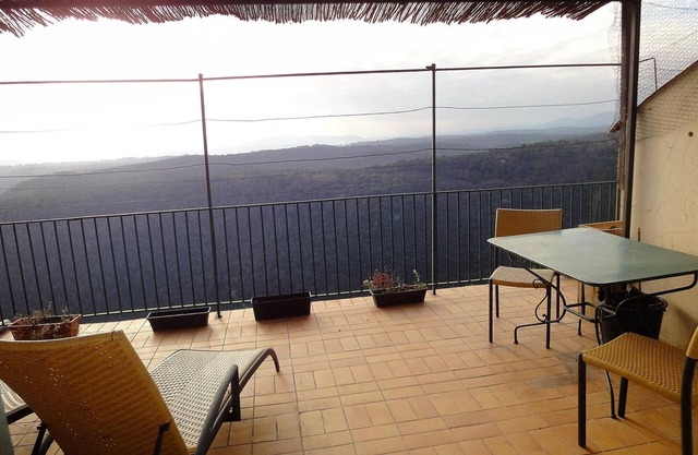 Apartment with terrace and panoramic view 180 ° Siagne valley near Grasse