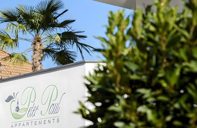 Apartment 'Peter Paul Terrassenapp Hocheppan' with Mountain View and Private Terrace