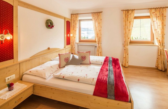 Apartment "Voppichlhof Arnika" with Mountain View, Private Terrace & Wi-Fi