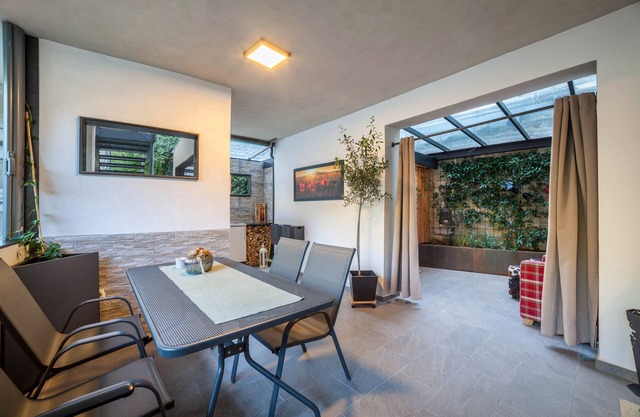 Apartment 'Holzer's' with Mountain View, Private Terrace and Wi-Fi
