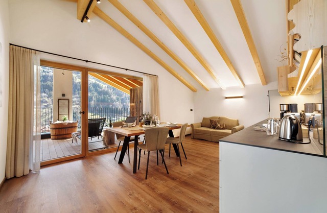 Apartment 'Federleicht' with Mountain View, Private Terrace and Wi-Fi