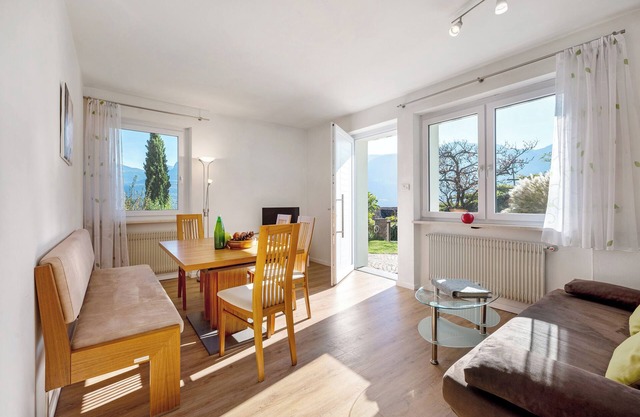 Apartment 'Rungg' with Mountain View, Shared Terrace and Wi-Fi