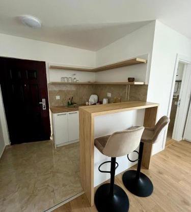 Apartman Runway Rest