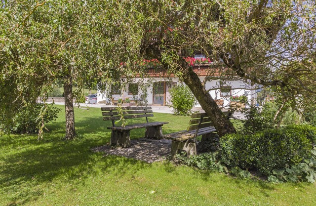 Apartment on a farm with private entrance