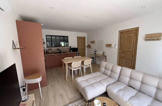 Apartment-Classic-Ensuite with Shower