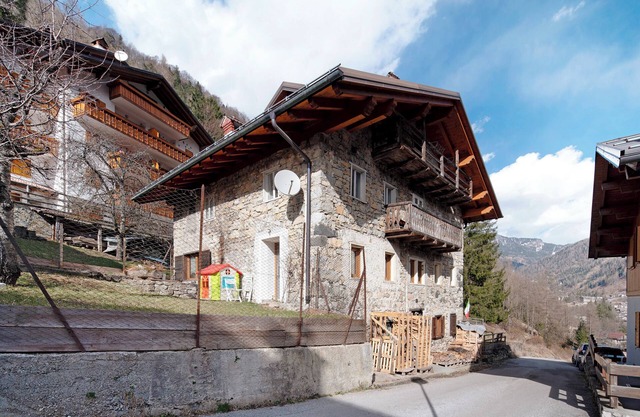 Apartment 'La Casa Di Bryan' with Mountain View and Private Garden