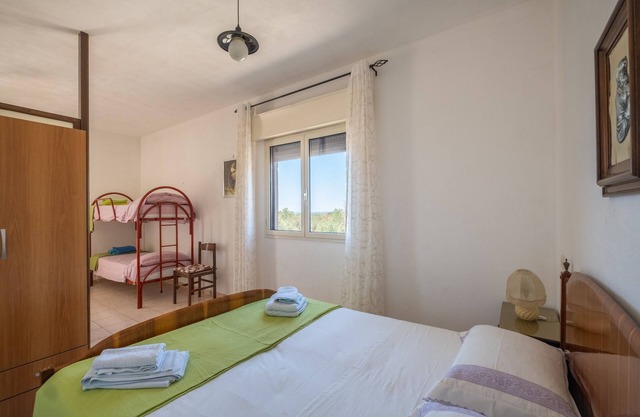 Apartment 'Marubium - Mono' with Shared Pool, Wi-Fi and Air Conditioning