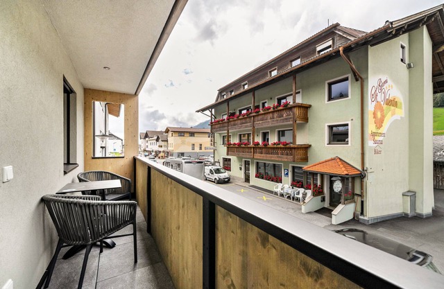 Apartment "Lamm 3" with Mountain View, Balcony & Wi-Fi