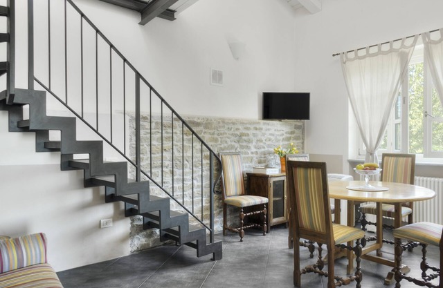 Apartment Split level