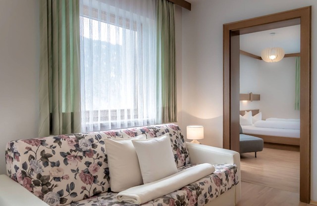 Apartment no. 2 - The Alpenblick and Outdoorlodge Nauders