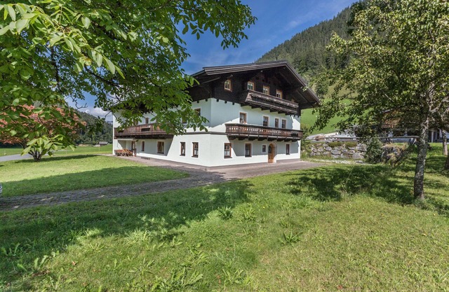 Apartment 'Spielberg' with Mountain View, Shared Garden and Wi-Fi