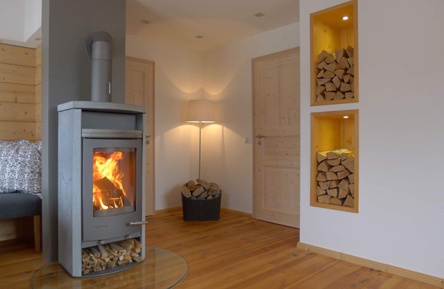 APARTMENT WITH BAVARIAN CHARM AND ADVANTAGES OF MODERNITY - UNWIDE FROM THE TOP SKI AREA