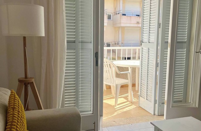Apartment 150 meters from the beach