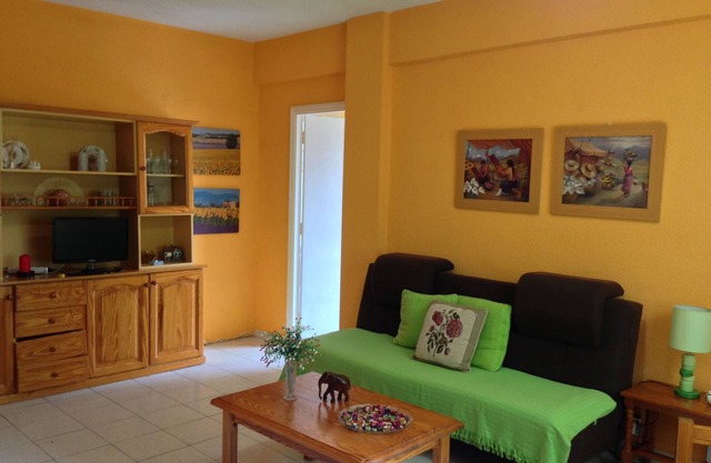 Apartment El Puente, modern, central, bright located in the commercial area