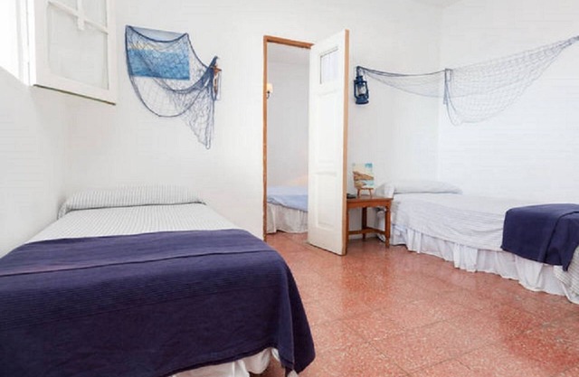 Apartment on the 1st line of the beach panoramic views of the sea & mountains