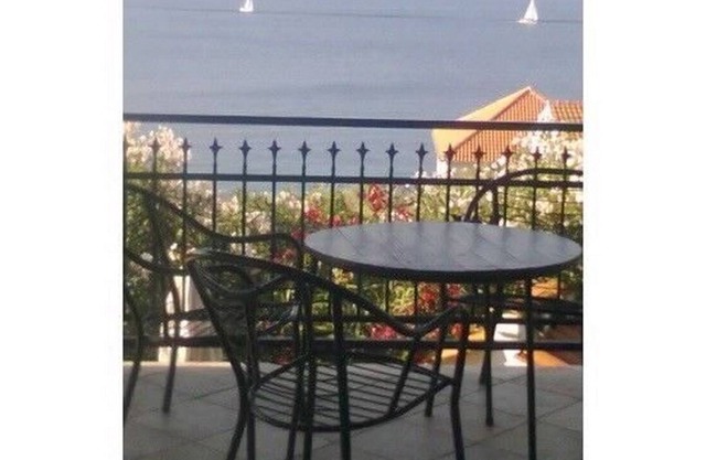 Apartments Vlatko (42851-A2) - Stomorska - island Solta
