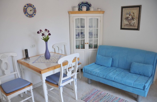 Apartments Sonja (10515-A1) - Stomorska - island Solta