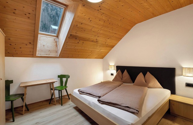 Apartment 'Pfaffingerhof Casa Fox' with Mountain View, Shared Garden and Wi-Fi
