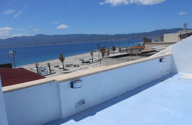 Apartment on the Strait of Messina