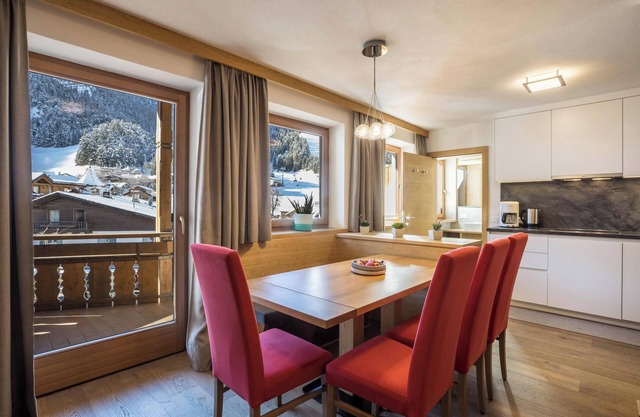 Apartment "Rosalpina 2" in the Middle of the Ski Area with Mountain View, Wi-Fi & Balcony