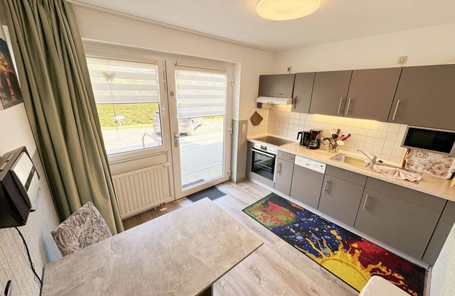 Apartment 02 with terrace and view of the Bodden - MR: Haus Inselperle with view of the