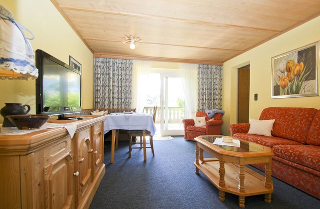 Apartment 1, 55sqm, terrace, kitchen extra, 1 bedroom, max 2 pers., WLAN