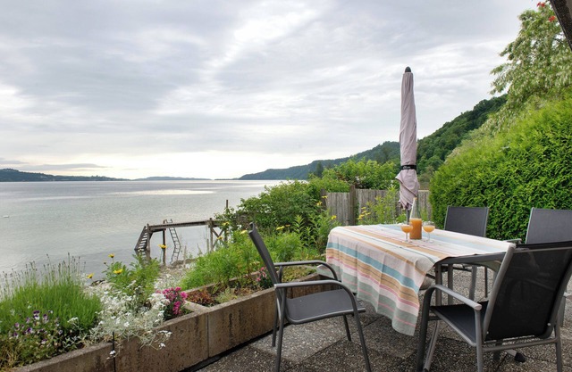 Apartment '1, 70qm' with Private Terrace, Shared Garden and Wi-Fi