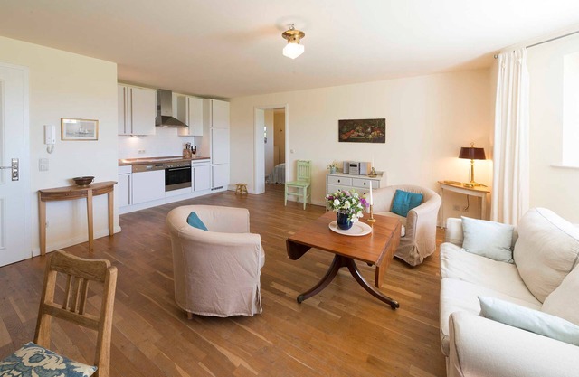 Apartment 1 with lake view - Gut Grubnow Rügen