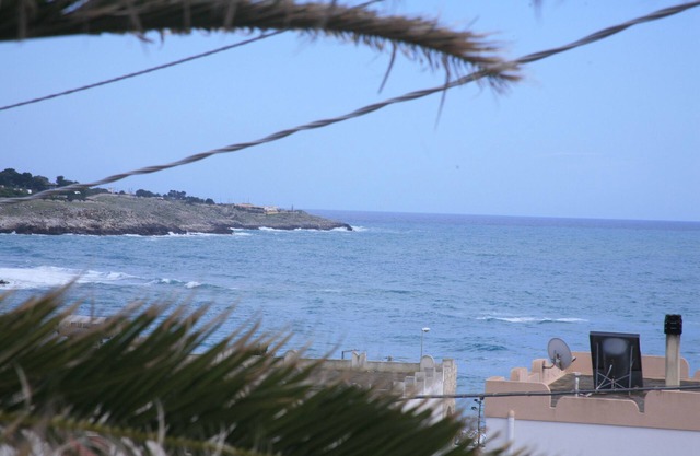 APARTMENT 150 MT FROM THE SEA