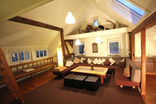 Apartment 180 qm BIBERBURG, in der romantischen Rödermühle an der Fränkischen Saale in Deutschlands Mitte, 8 km zur A7