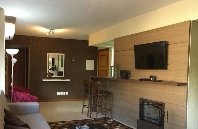Apartment 2 Bedrooms, in condominium, heated pool, 900m from the street covered!