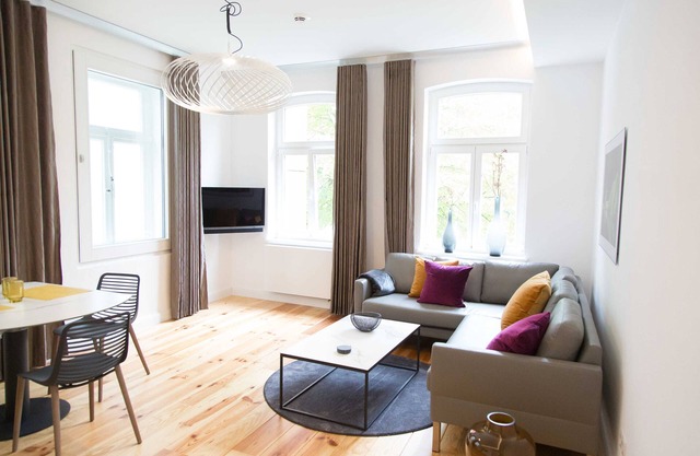 Apartment 2 Wohnen am Schlossteich - Living at Schloßplatz