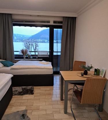 Apartment 22