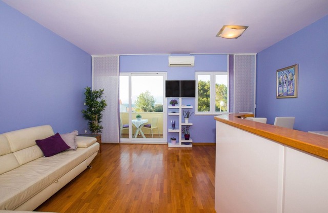 Apartment 3 beaches with free parking