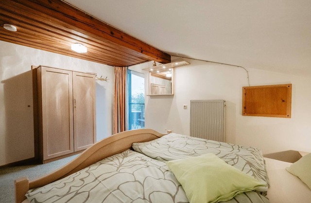 Apartment 3 with a cozy balcony for sunny evening hours