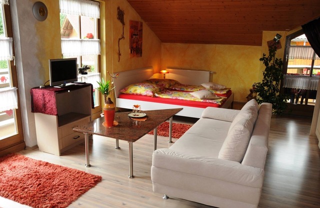 Apartment 36 sqm, extendable to 76 sqm, balcony, 1 or 2 bedrooms, 1 living room